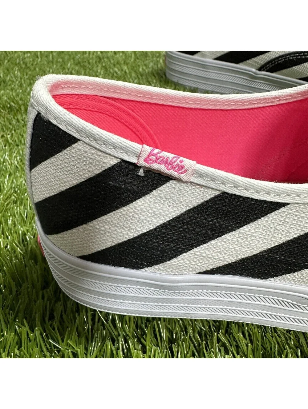 Keds x Barbie Point Striped Canvas Lace Up Black/White Size 8 EUC